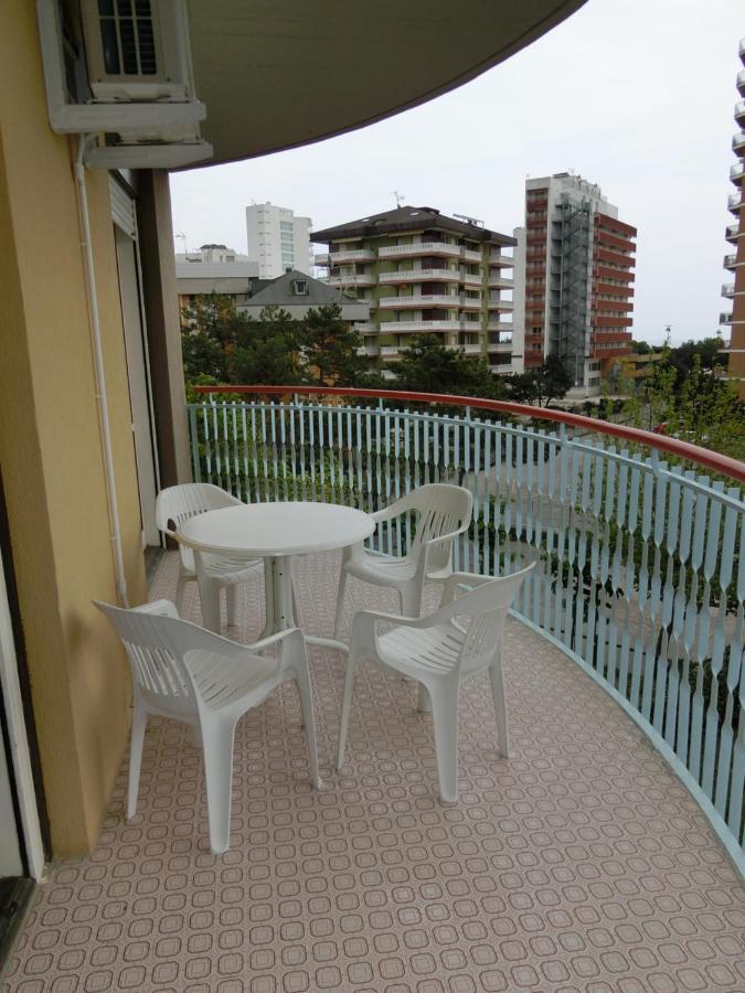Lignano Sabbiadoro With Pool Daire Dış mekan fotoğraf