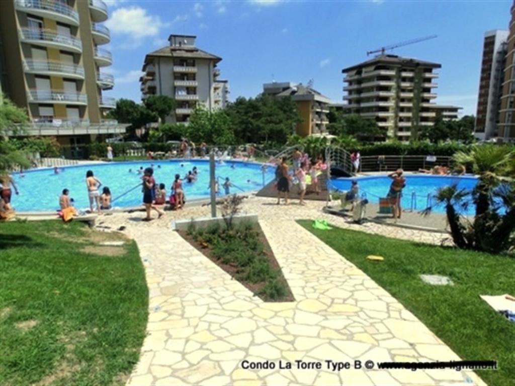 Lignano Sabbiadoro With Pool Daire Dış mekan fotoğraf